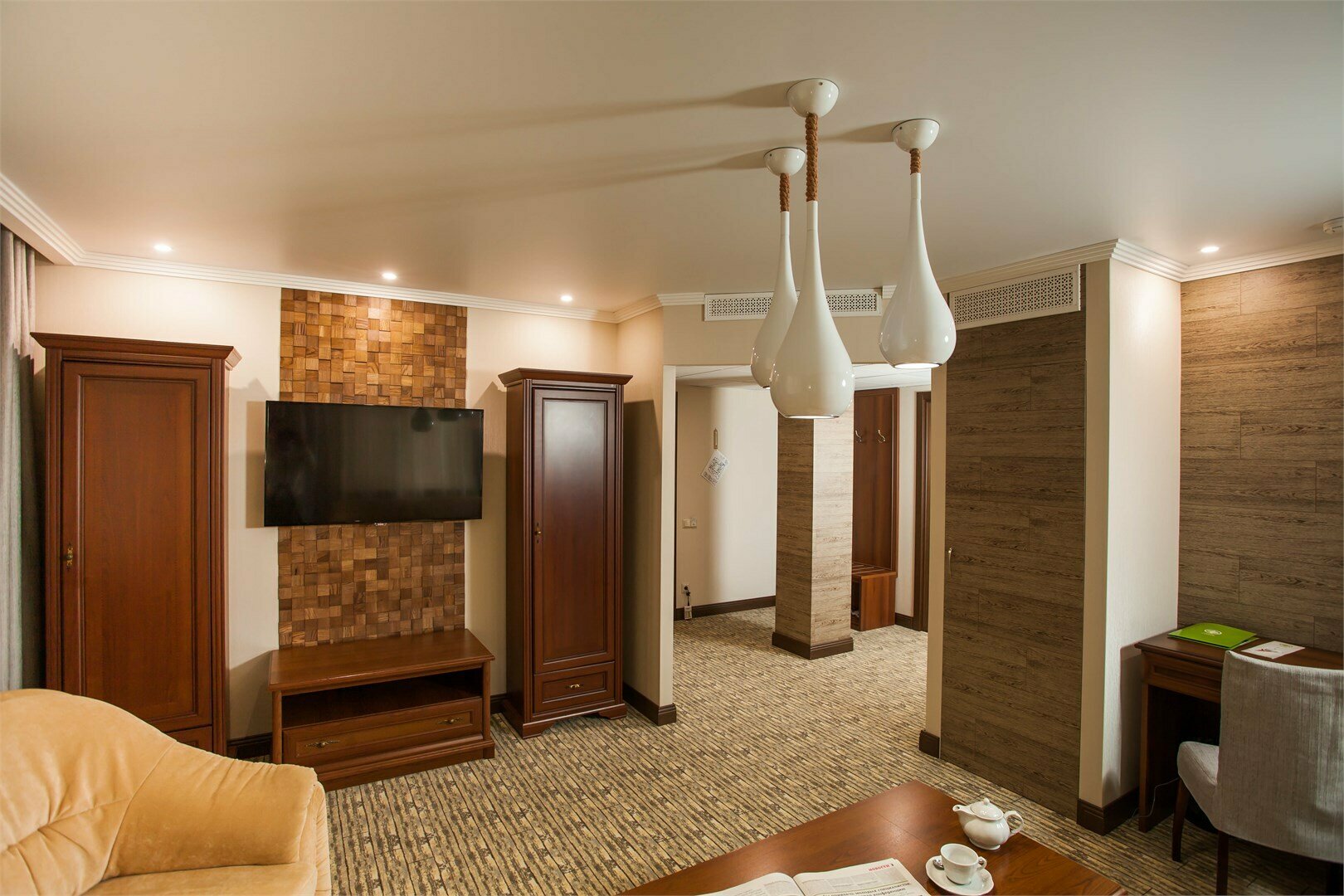 Улучшенный люкс с кроватью размера «king-size»