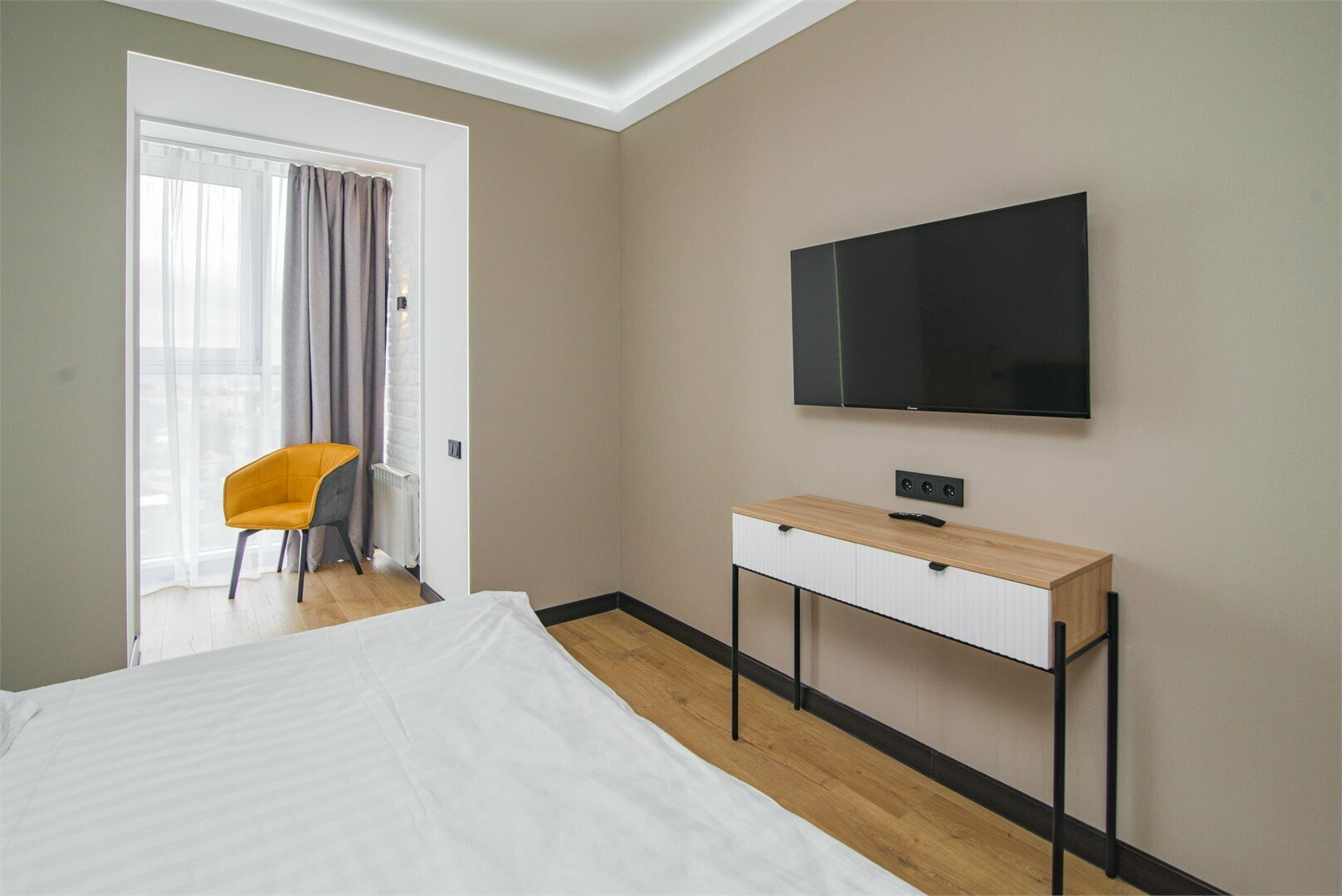 Апартаменты со спальней