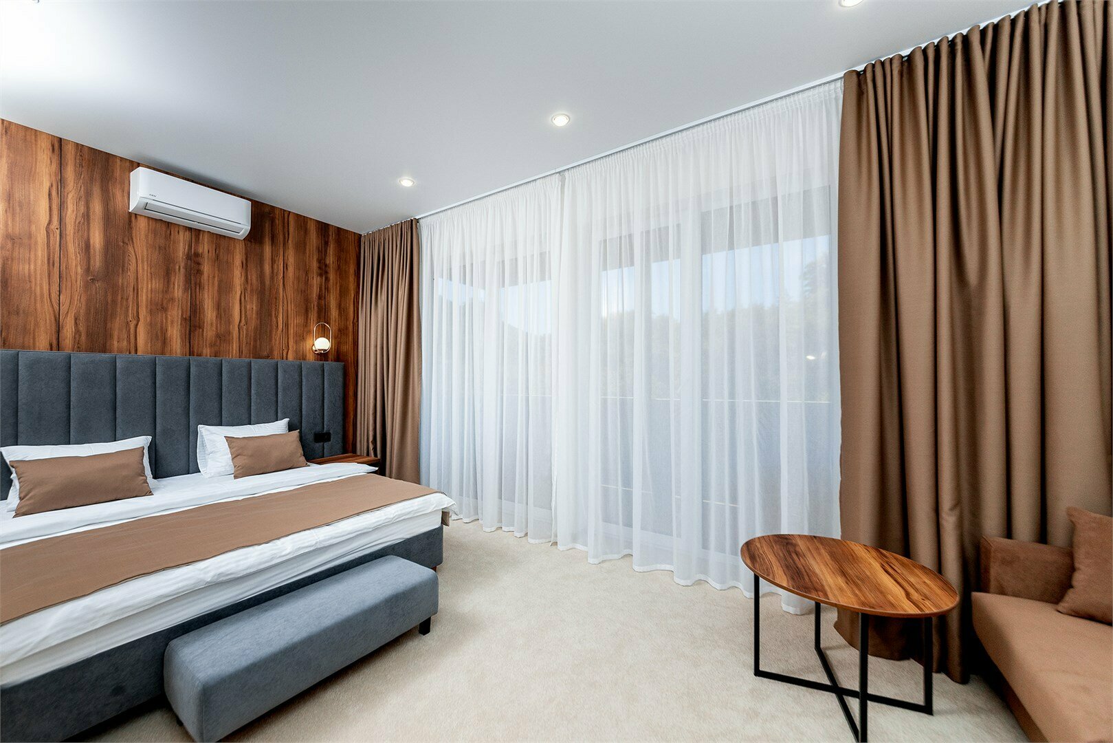 Джуниор сьют улучшенный с террасой