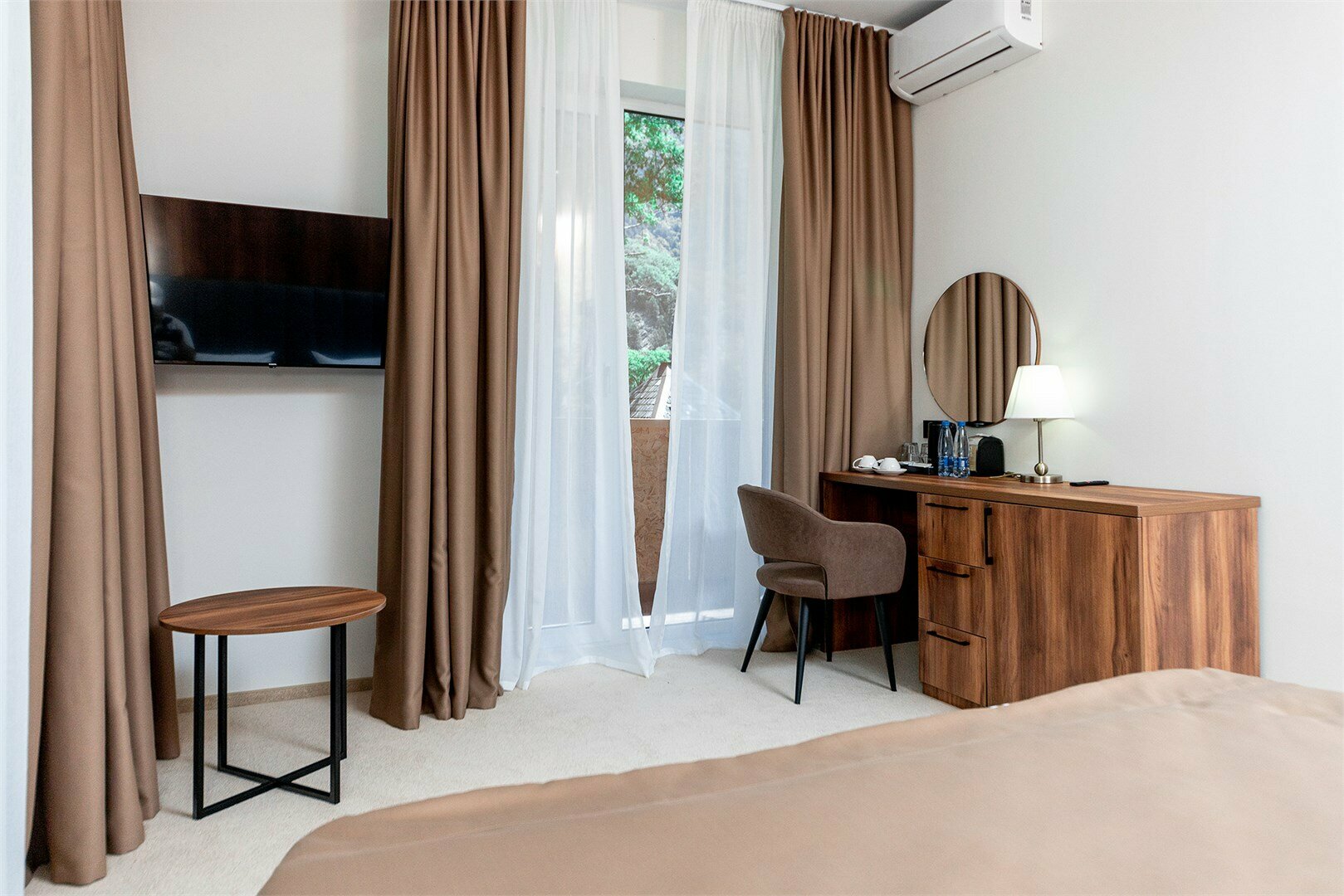 Джуниор сьют