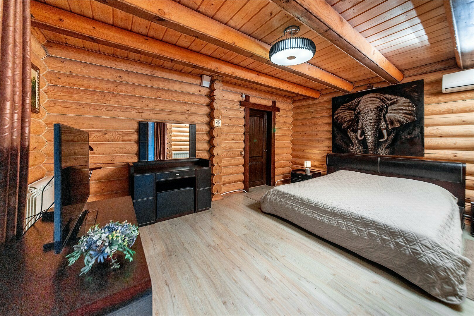 Двухкомнатный ЛЮКС ДОМ №3