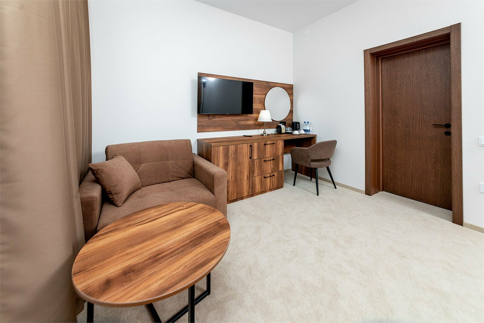 Джуниор сьют улучшенный с террасой