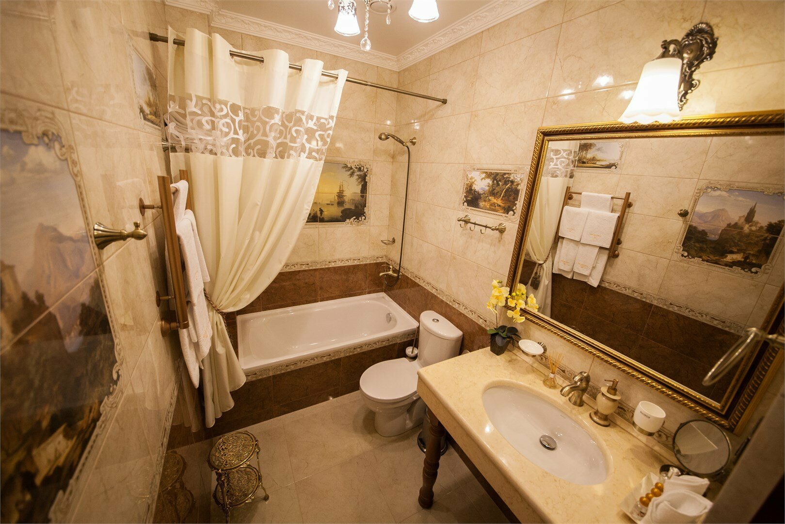 Улучшенный номер с кроватью размером King-size