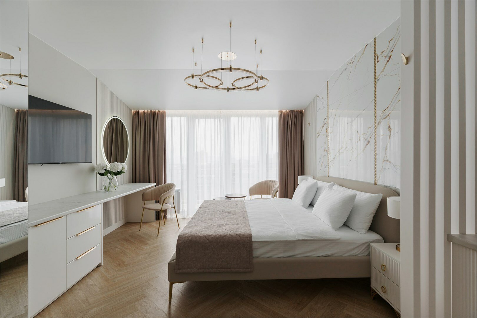 № 6 White Lux (с балконом, вид на море)