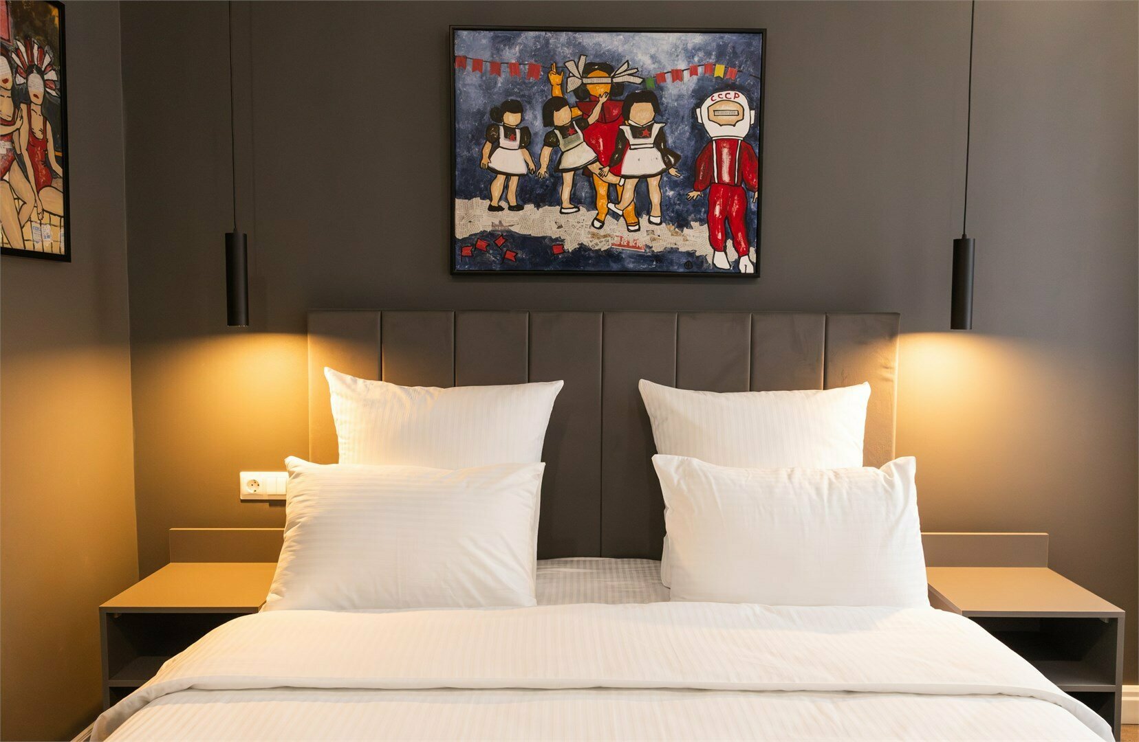 Номер комфорт с одной двуспальной кроватью