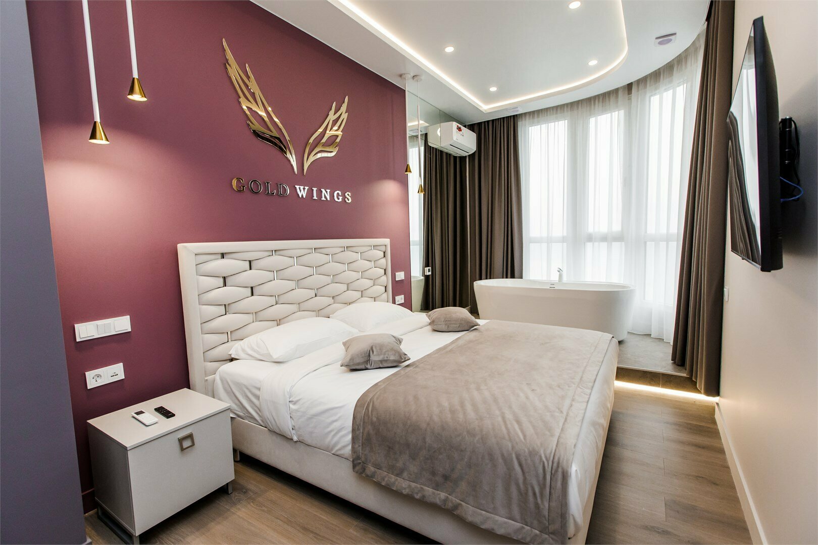 Апартаменты с боковым или прямым видом на море (2 комнаты)