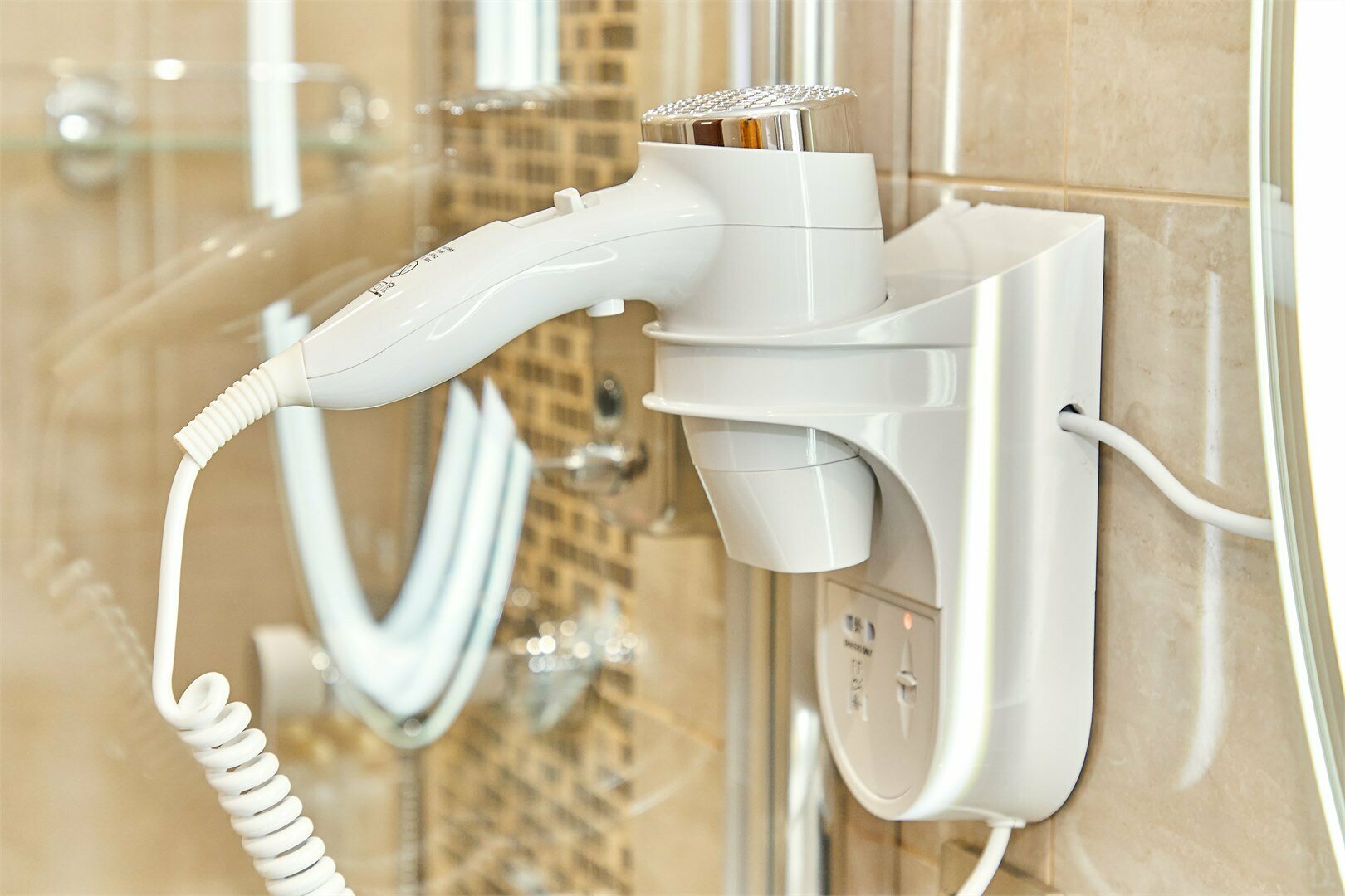 Улучшенный номер с широкой кроватью