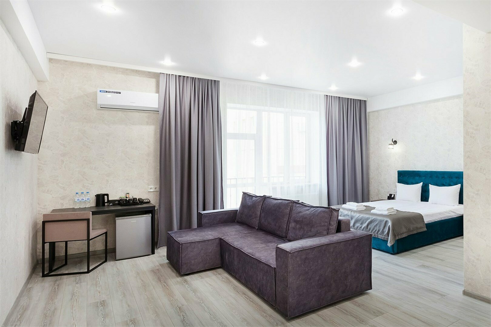 Джуниор Сюит +