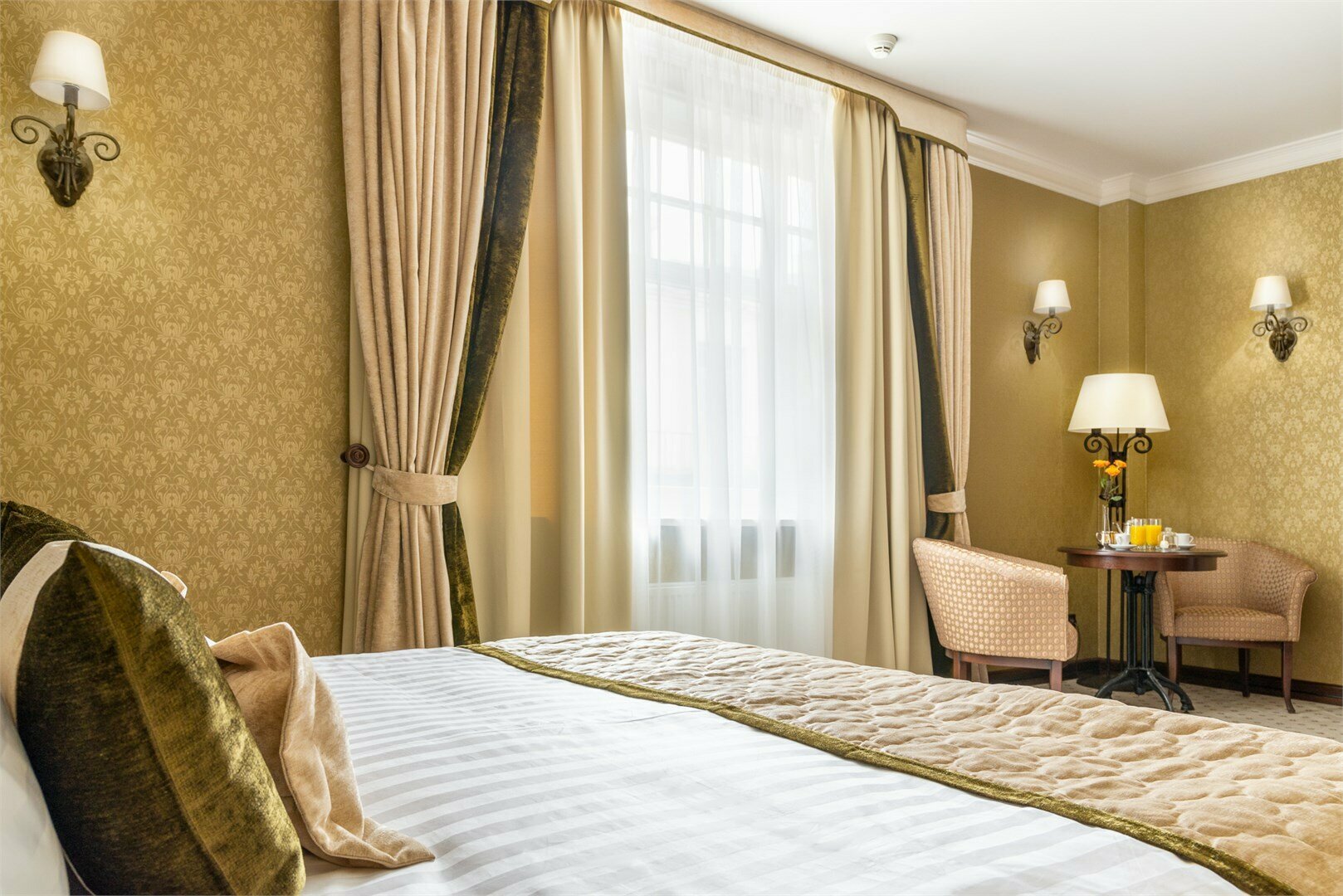 Джуниор Сьют