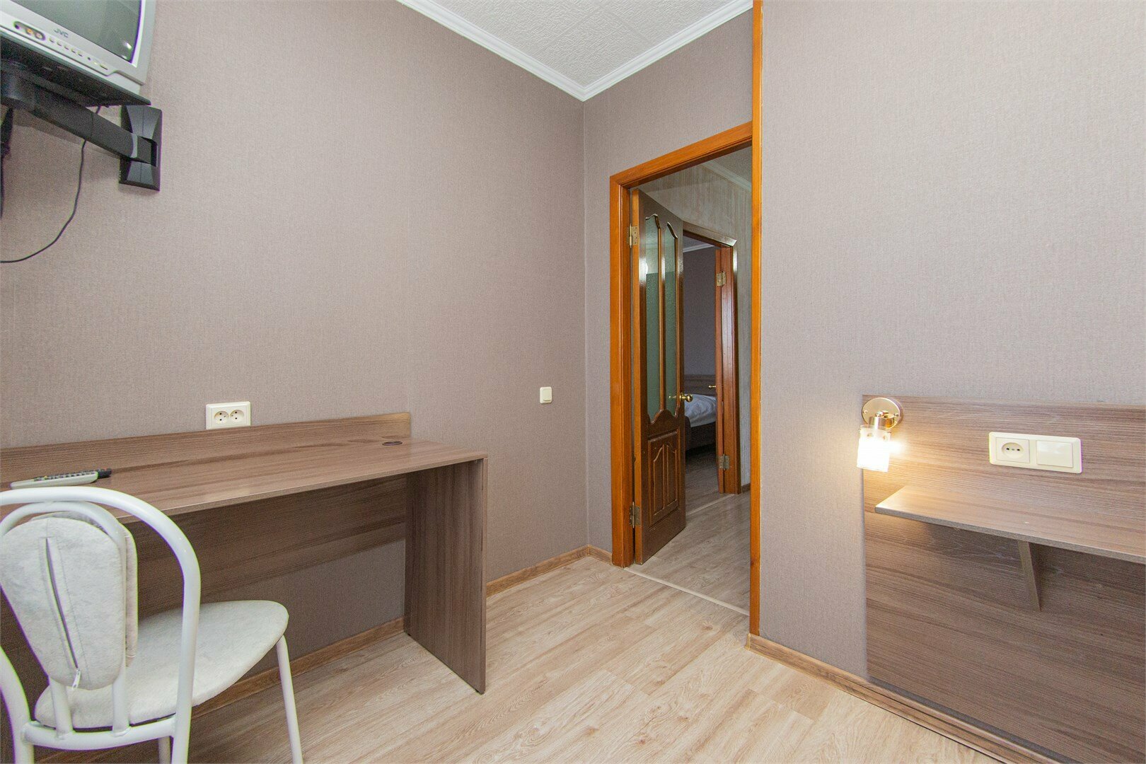 Просторный двухместный номер с 2 отдельными кроватями