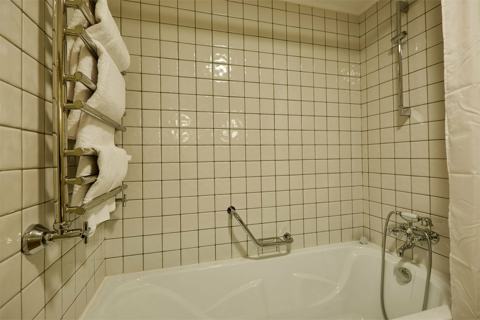 Стандартный номер с видом  город (1 категория)