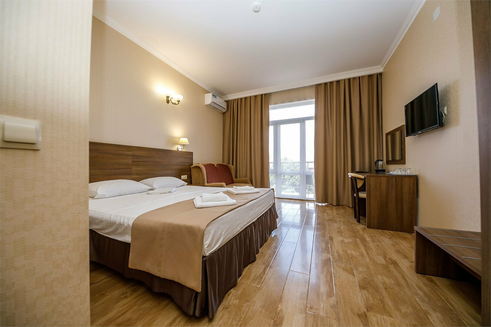 Студия люкс