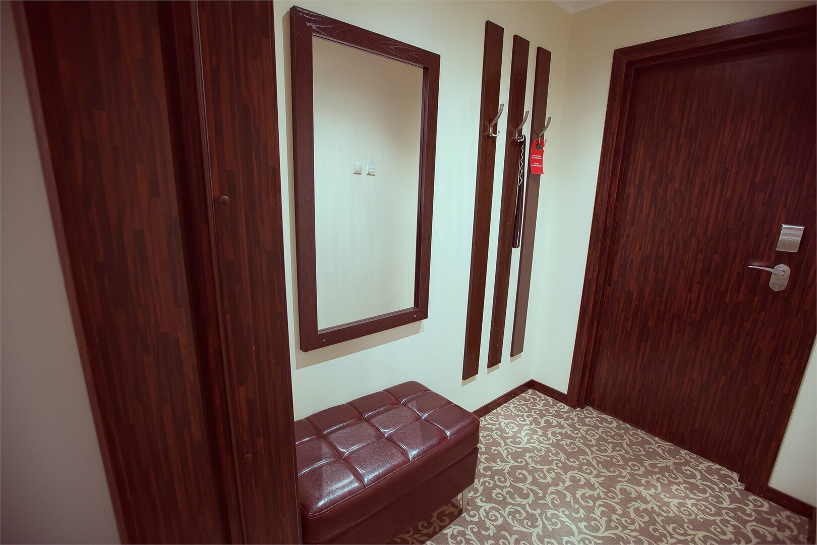 De Luxe (двухкомнатный люкс) с кроватью «KING SIZE»