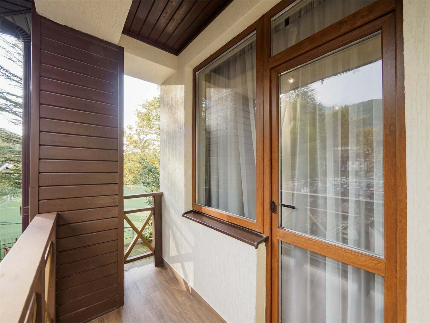 Апартамент с балконом