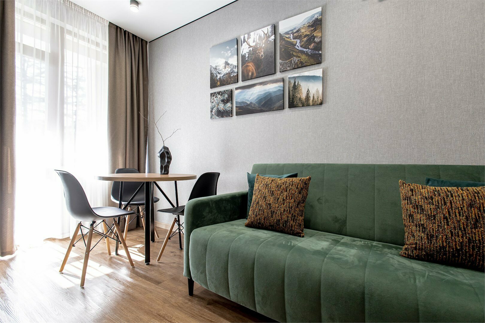 Апартамент с балконом