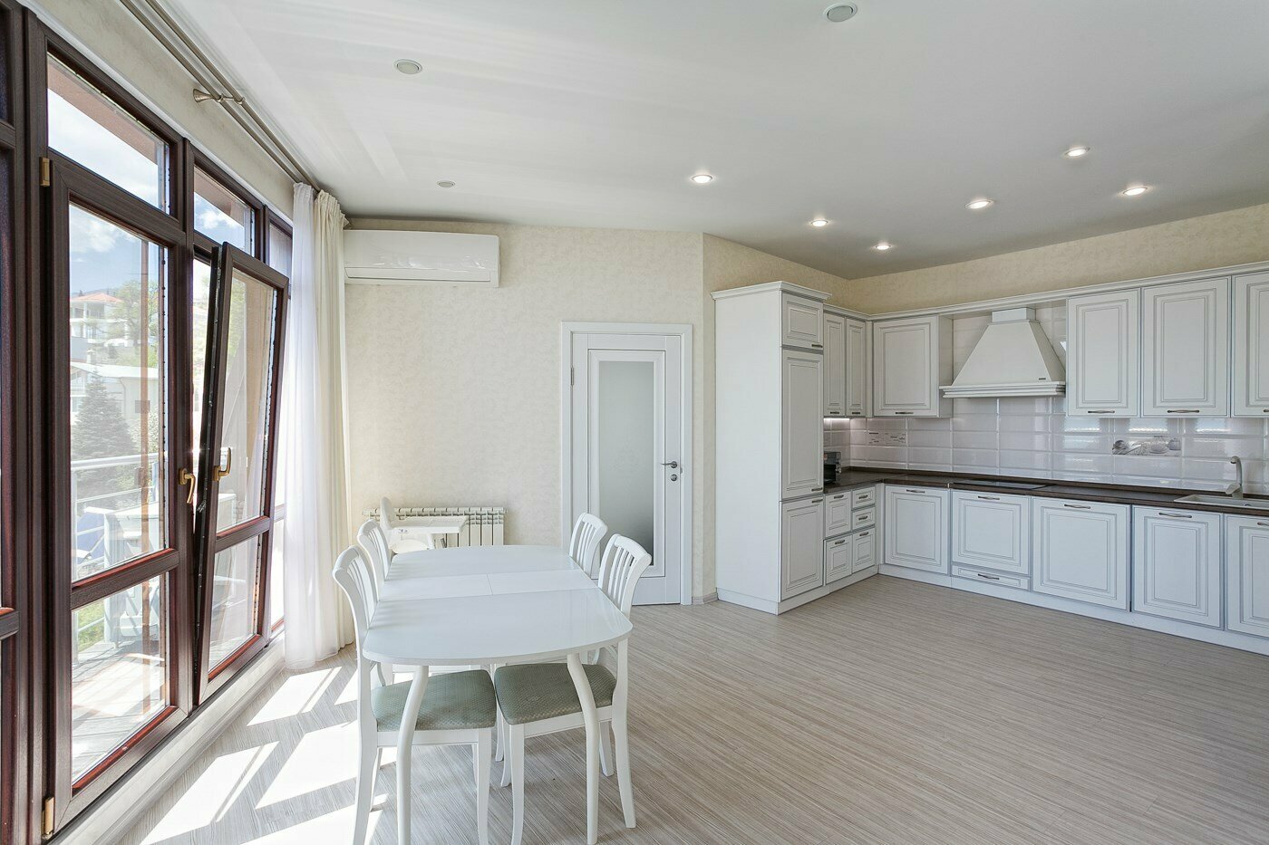 Апартаменты с двумя спальнями