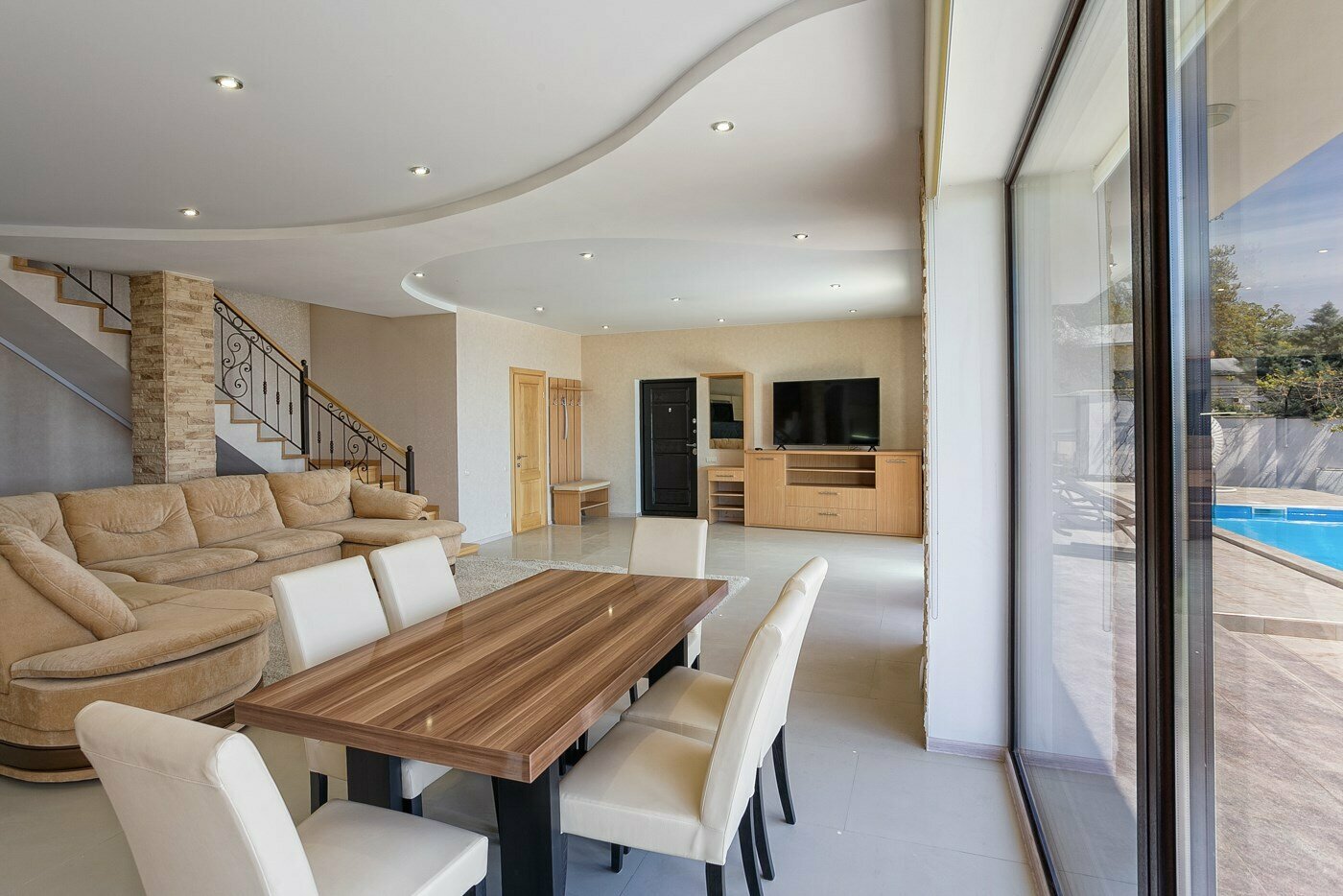 Вилла с 3 спальнями