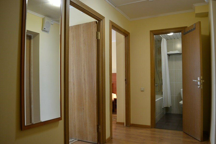 Джуниор Сюит