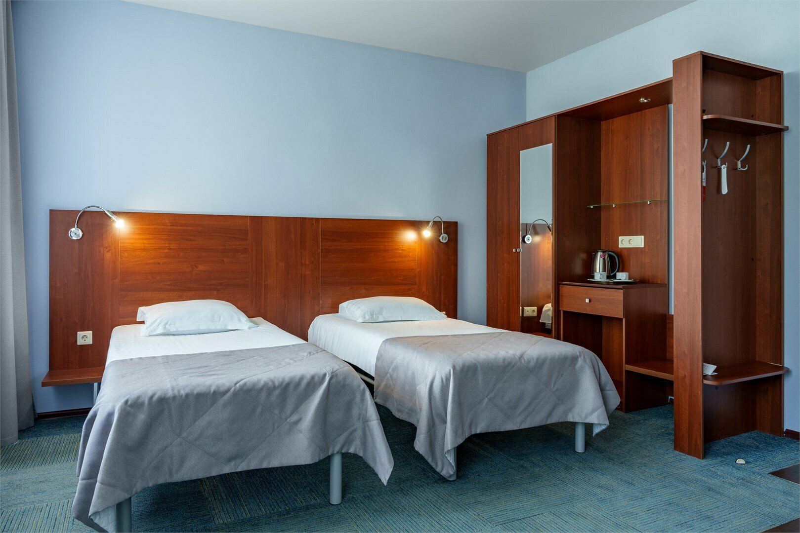 КОМФОРТ с двумя раздельными кроватями