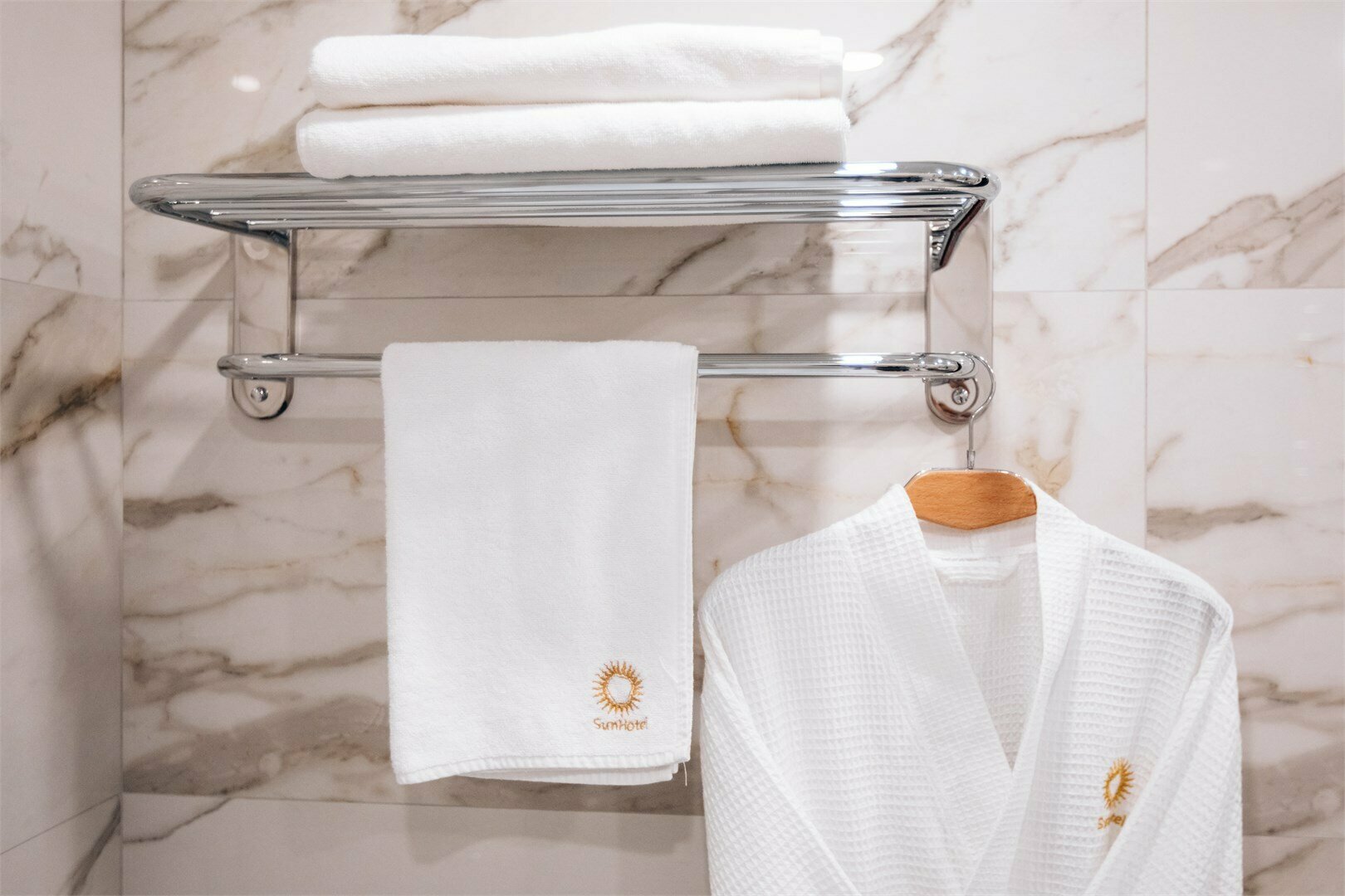 Джуниор Фэмили