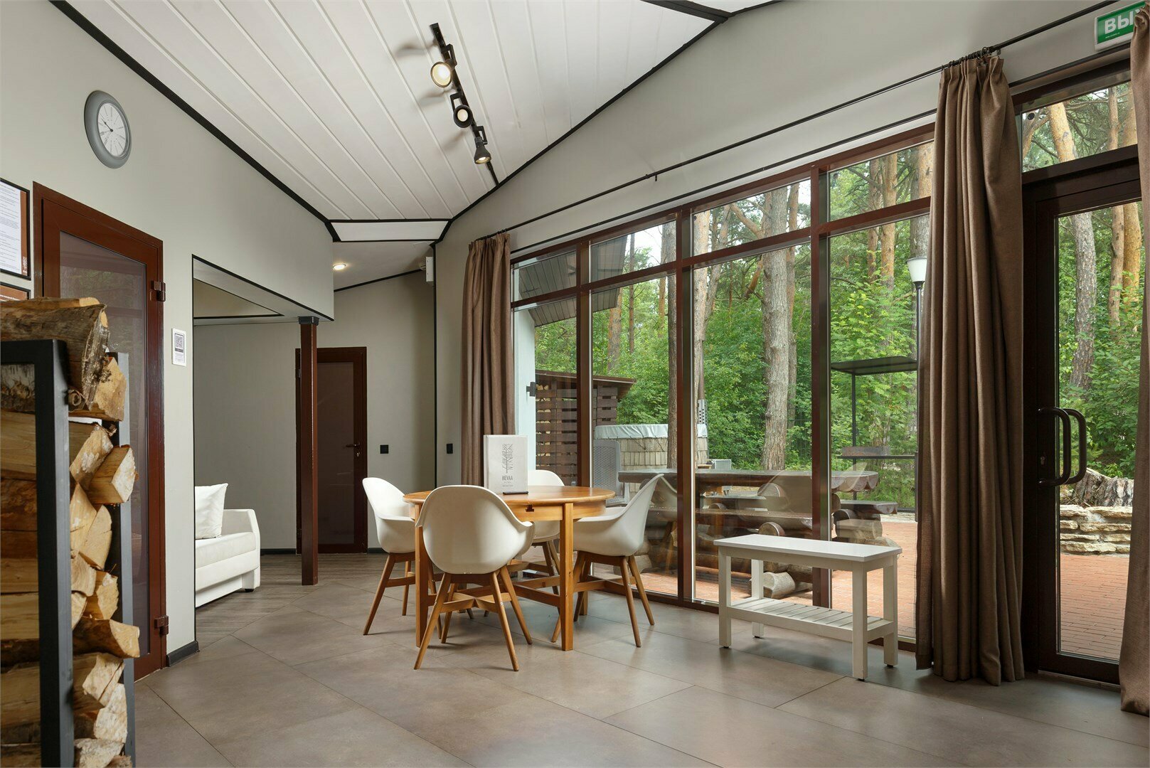 ️Коттедж с 1 спальней, баней и купелью  (растопка купели не включена в стоимость)