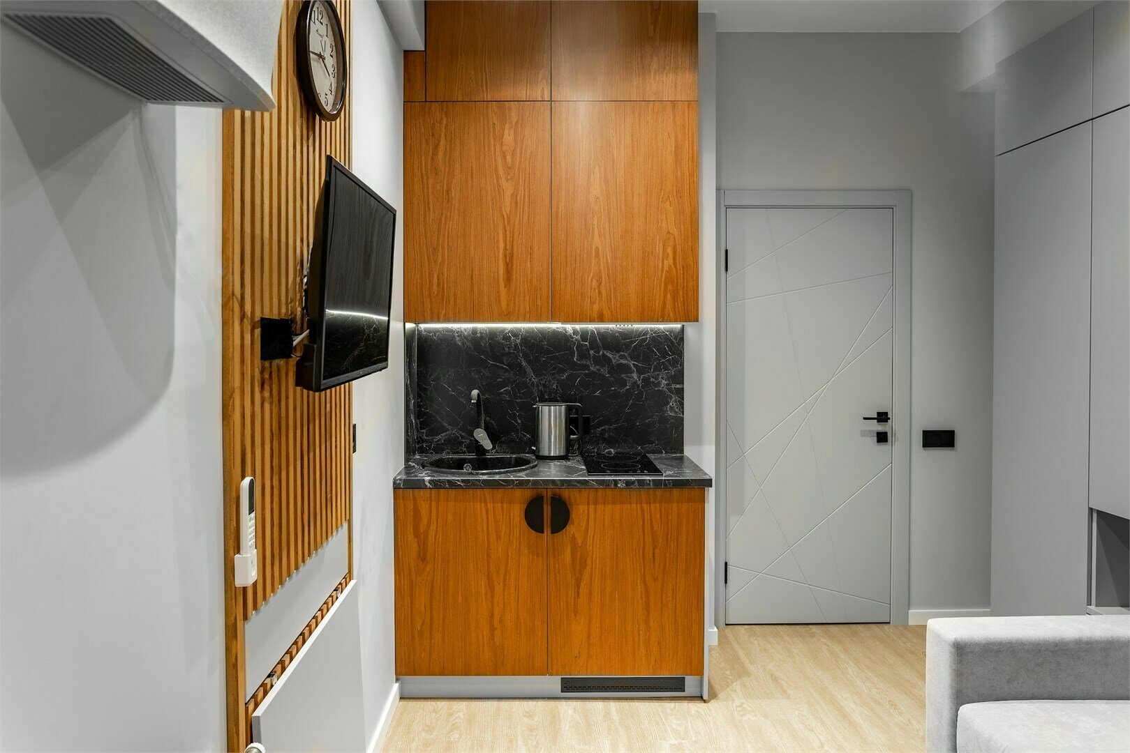 Апартамент "Выгодный" (без окна)