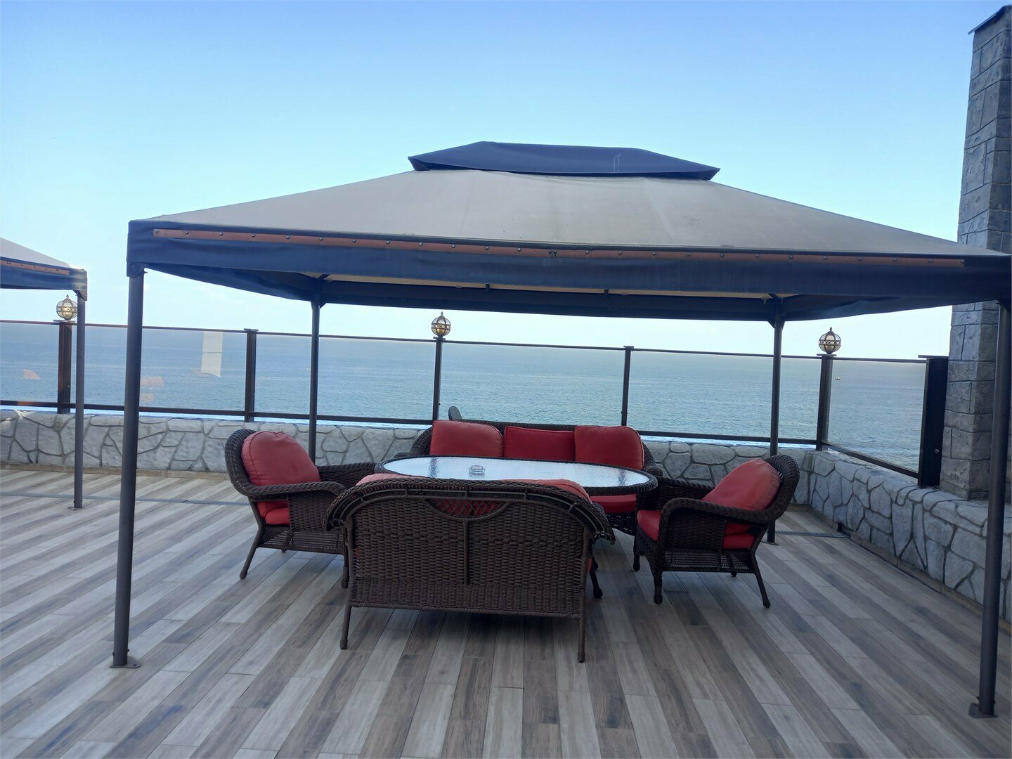 Улучшенный люкс с террасой и  видом на море