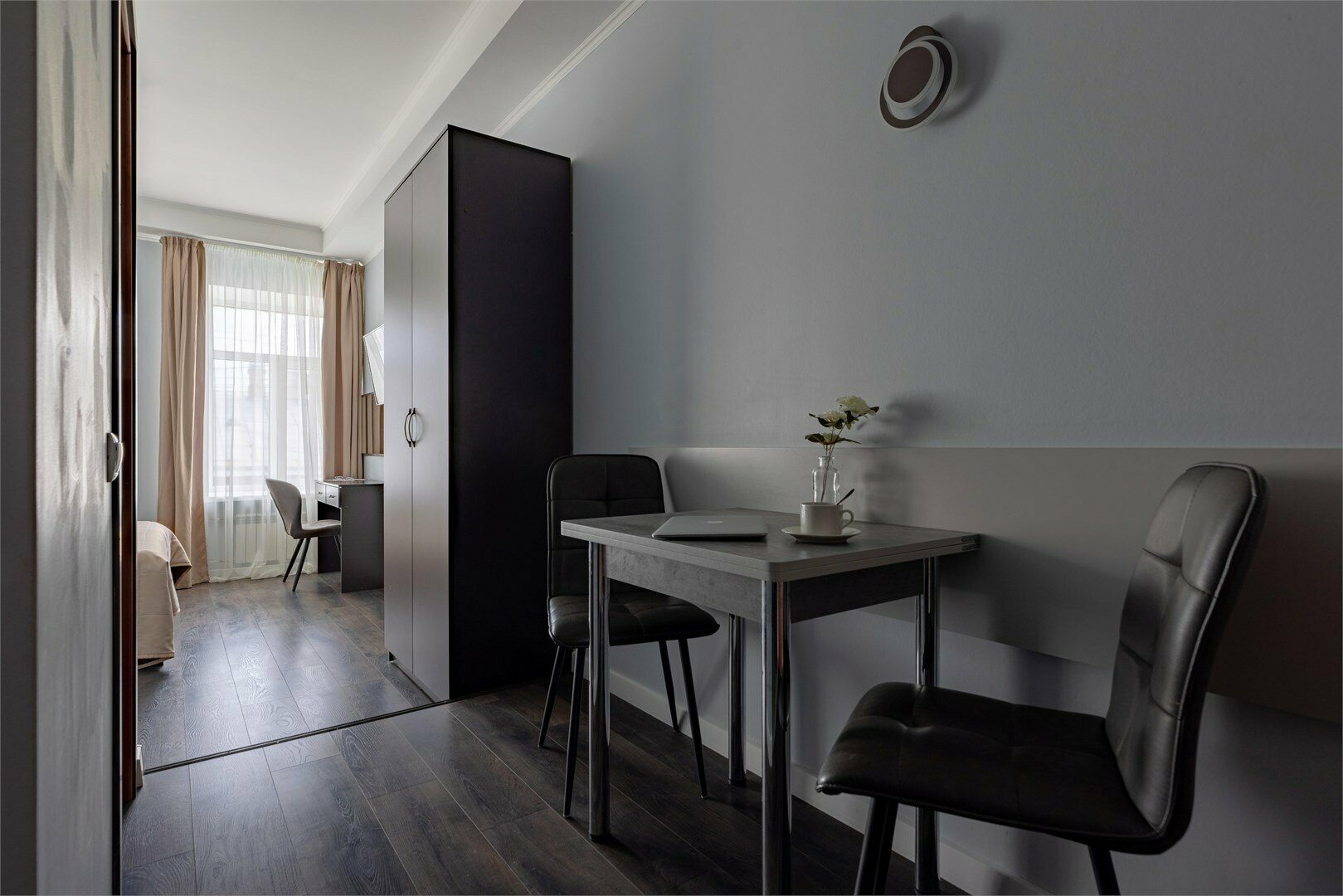 Стандартная трехместная студия с видом на Рубинштейна