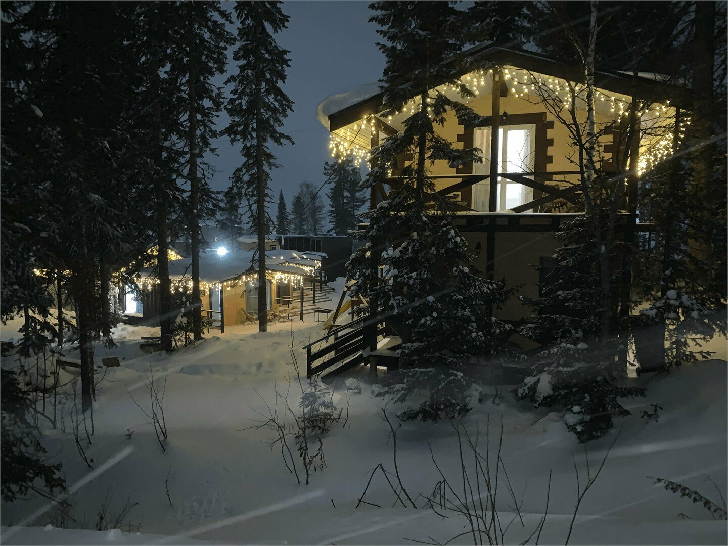 Двухэтажный дом