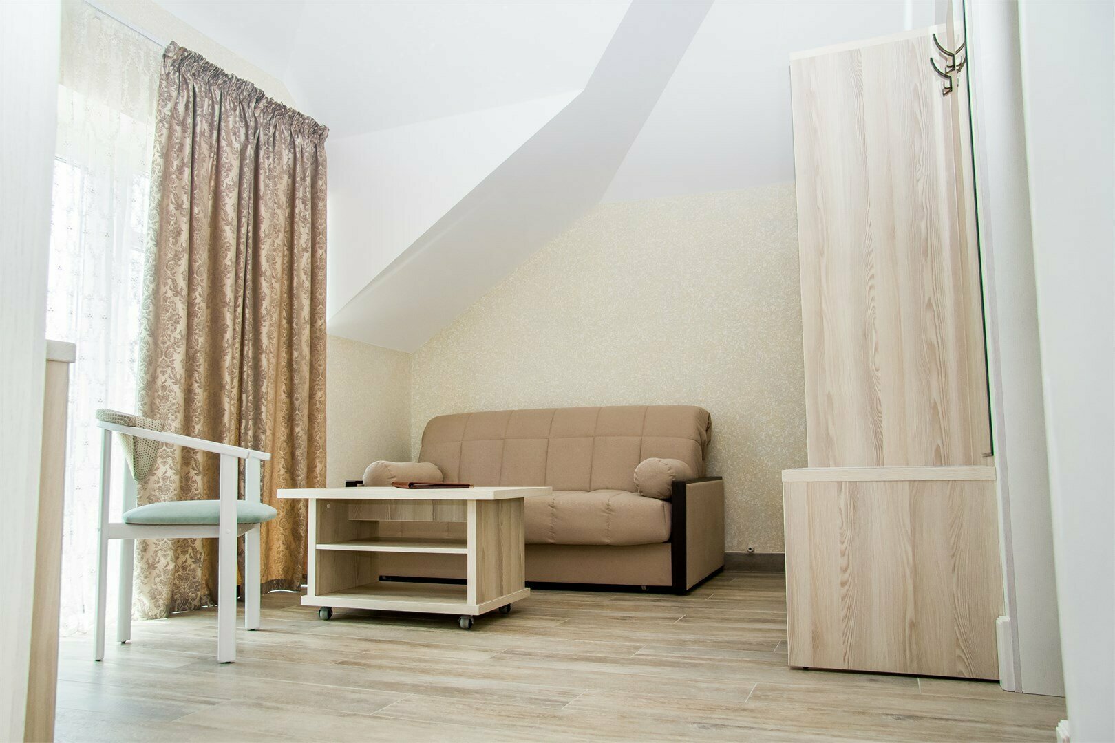 ЛЮКС с видом на БАССЕЙН 2-комнатный