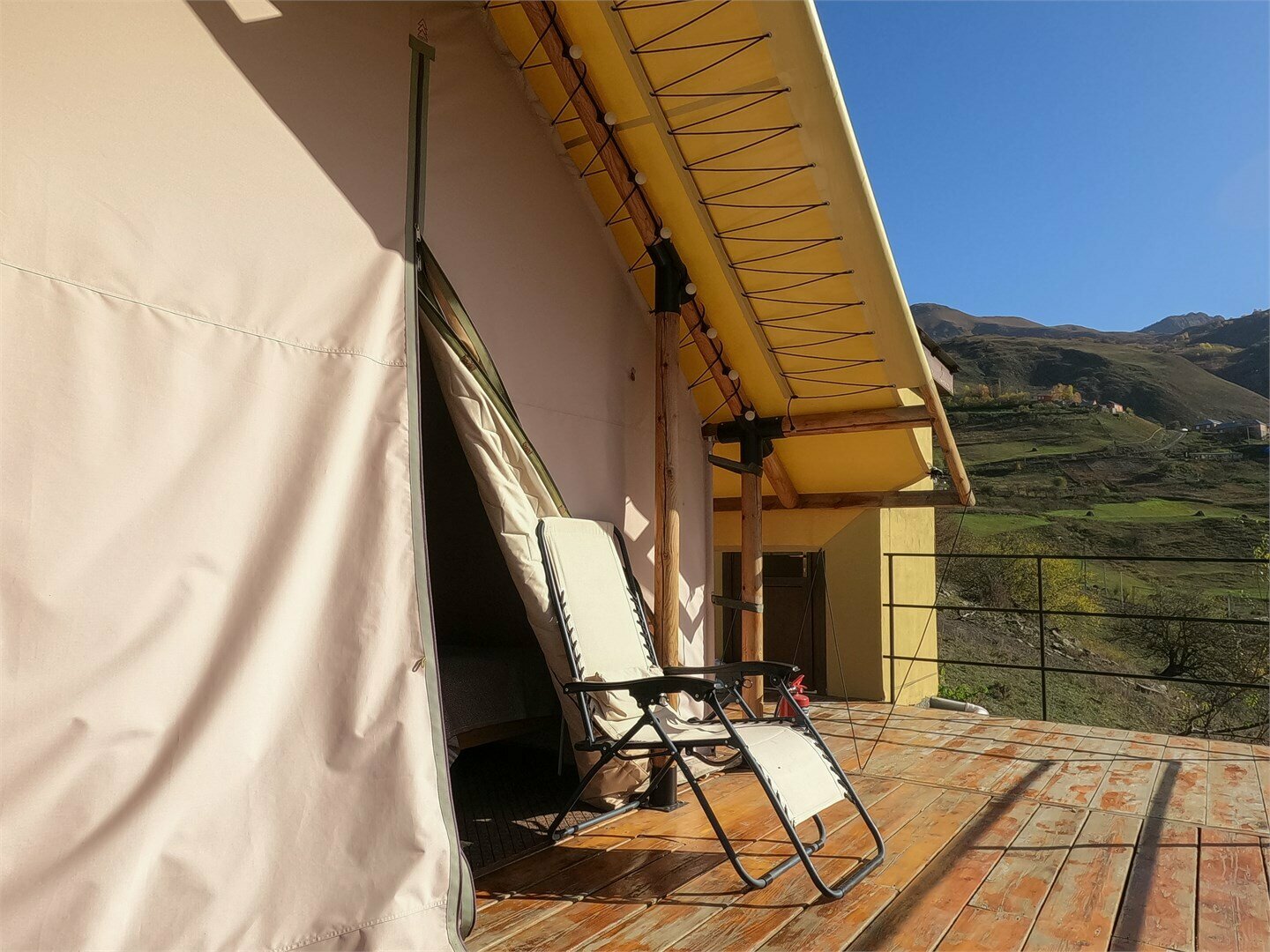 Шатер №3 Standart (с завтраком)