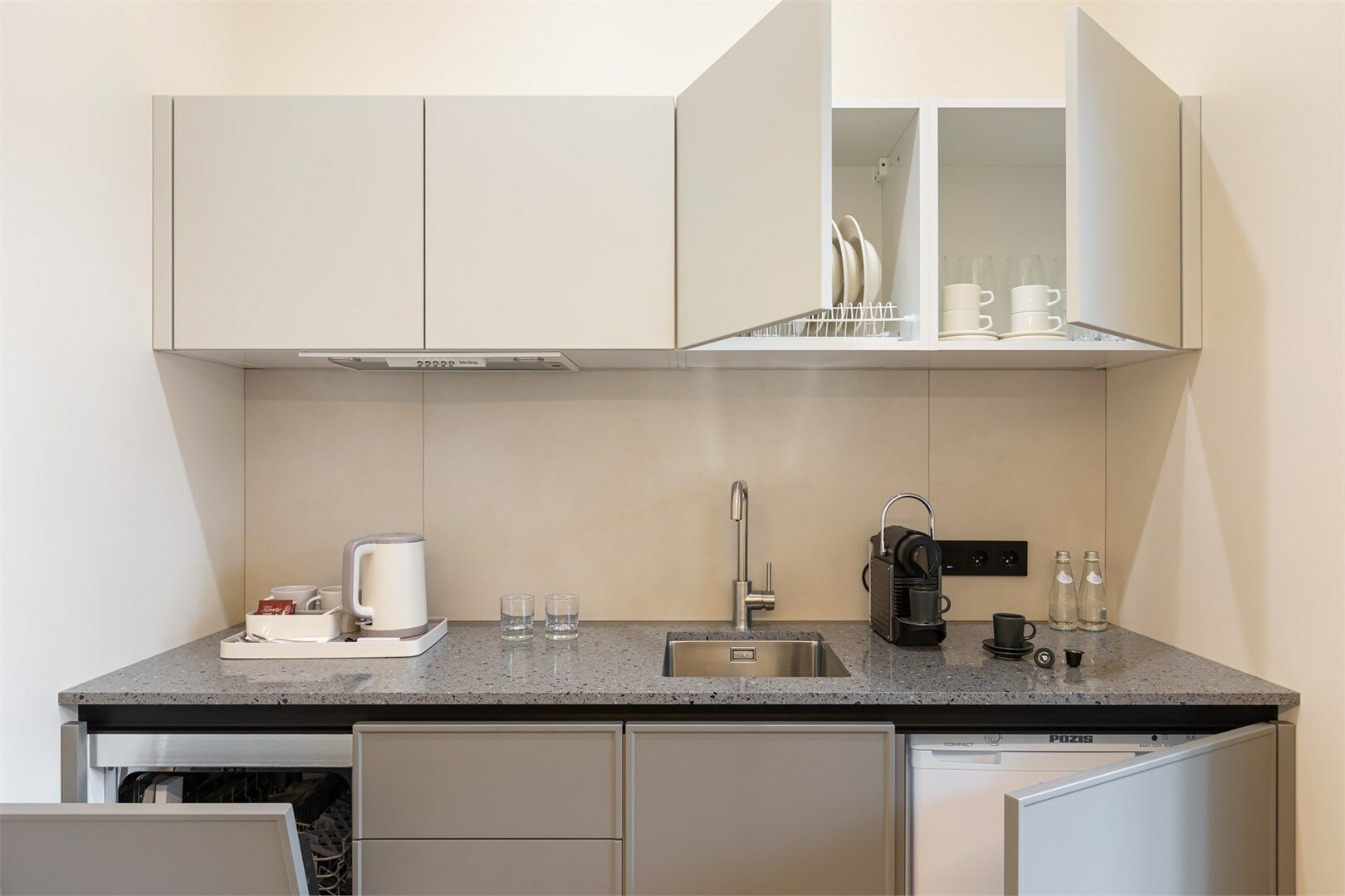 Джуниор Сюит с кухней