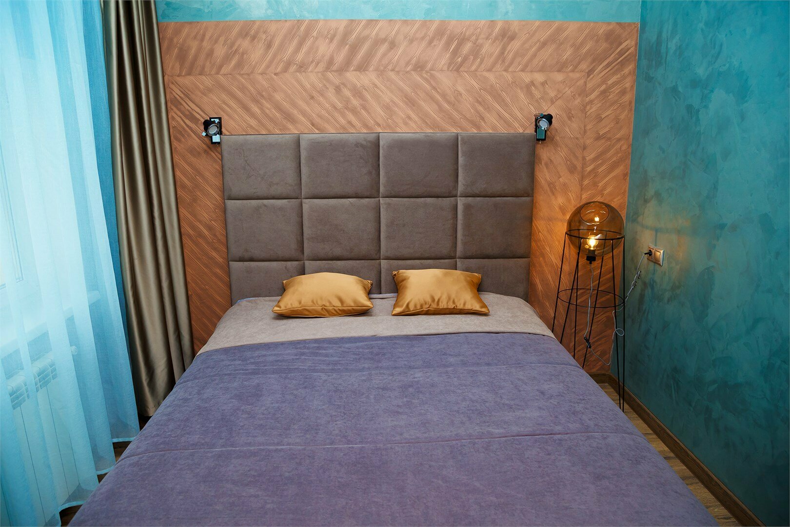 Двухместный Люкс (улучшенный 6) с  двумя доп. местами, кондиционером и камином