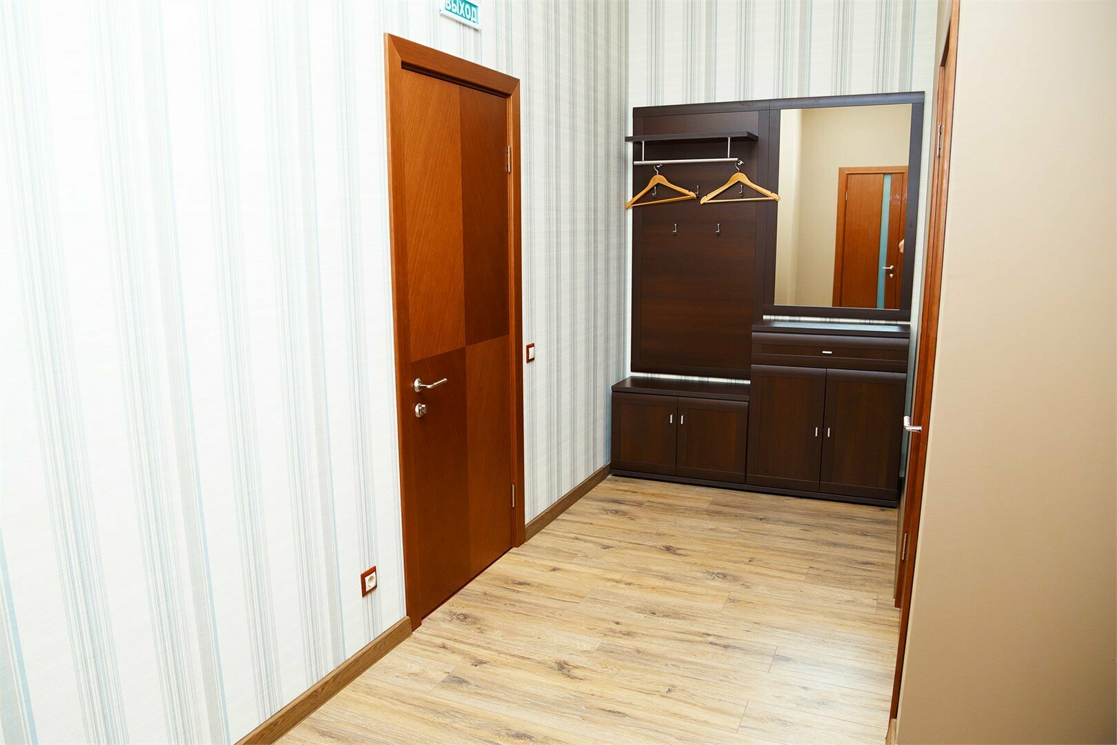 Двухместный Люкс (улучшенный 7) с двумя доп. местами и кондиционером