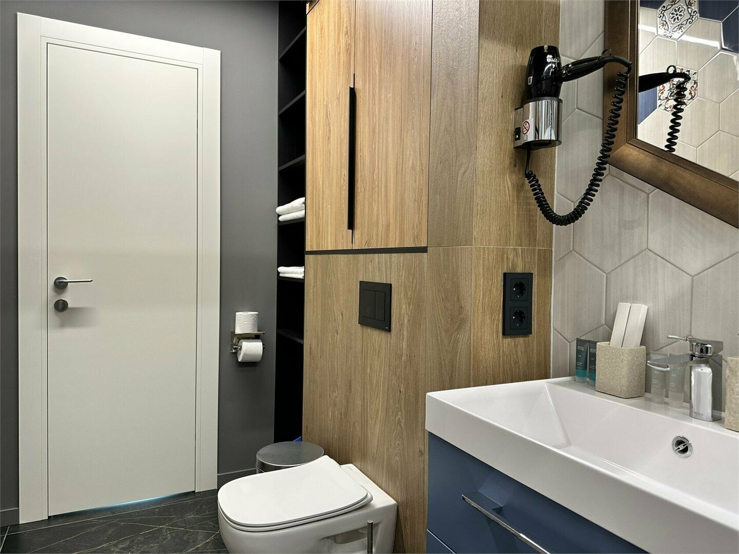 Улучшенный двухместный номер с 1 кроватью