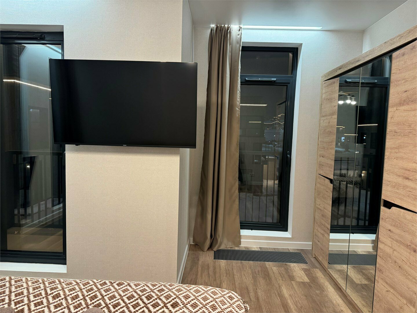 Апартаменты Adventure Park с двумя спальнями 65м.