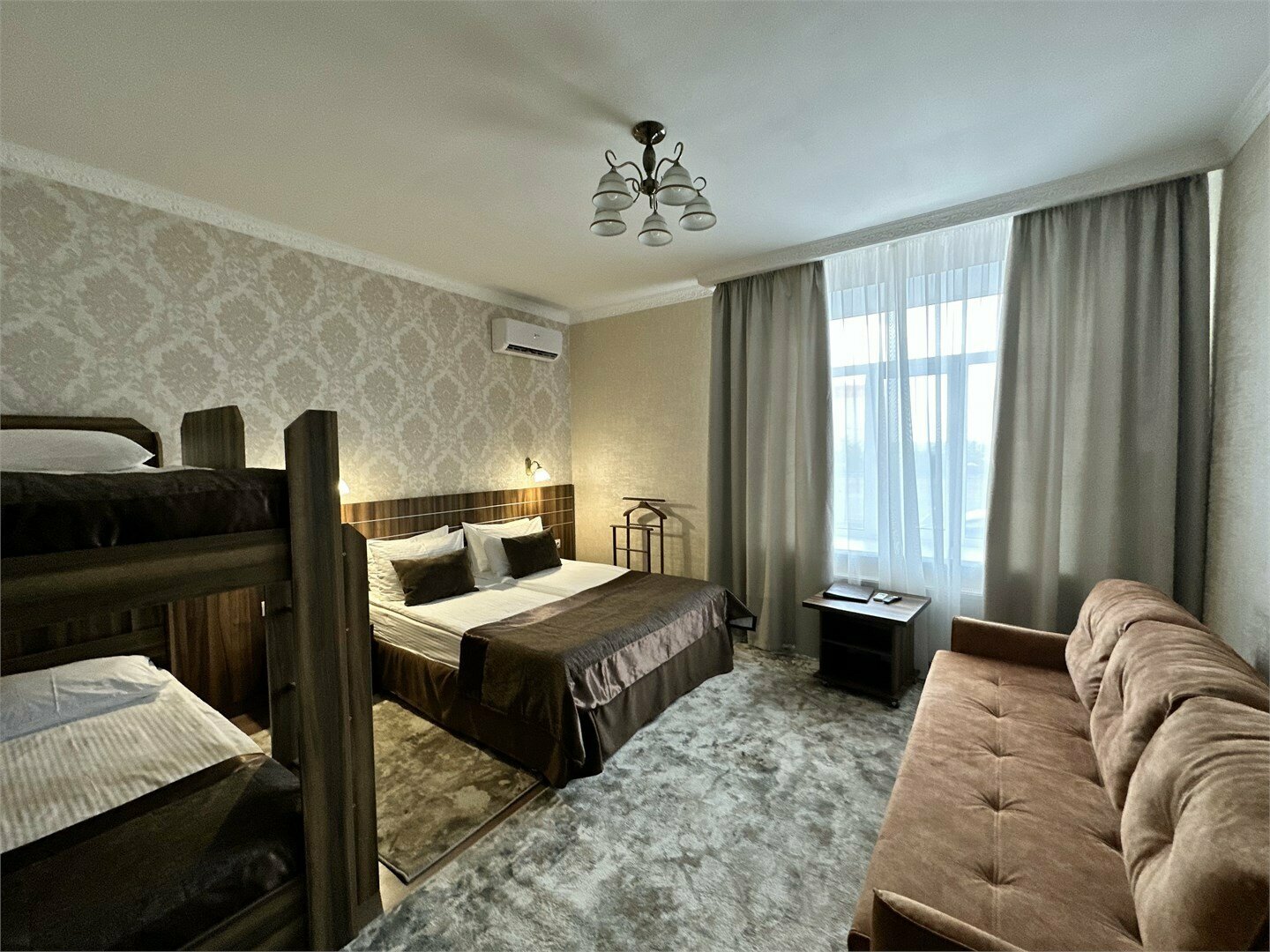 Семейный делюкс