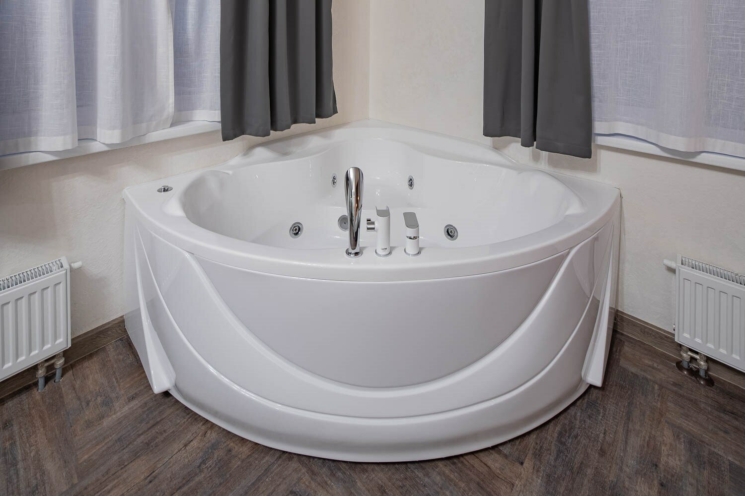 Люкс с Джакузи