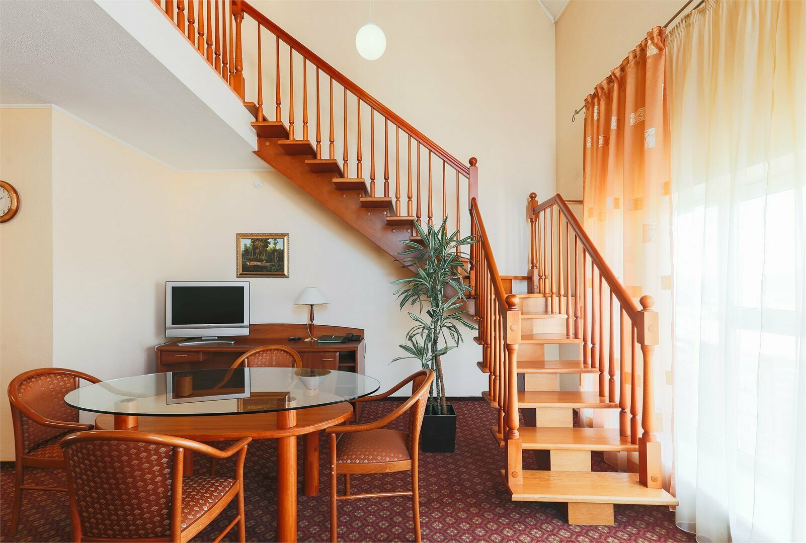 Сьют трехкомнатный