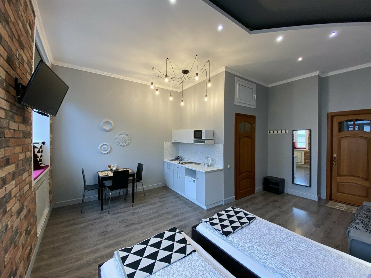 Апартаменты №7