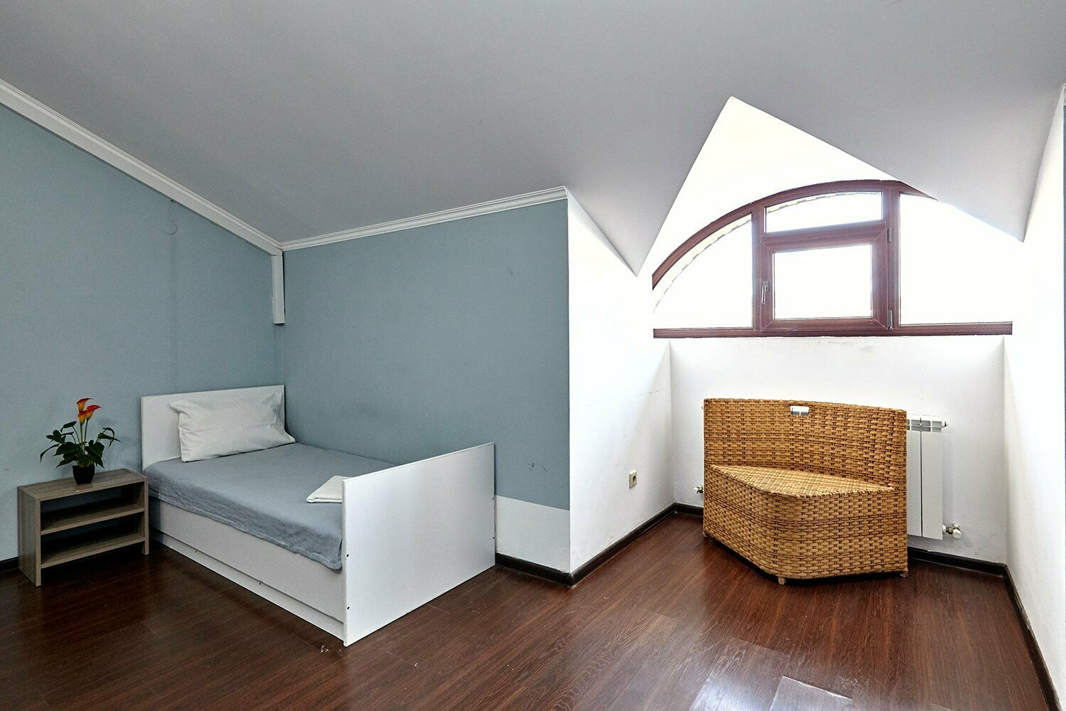 Двухместный номер эконом-класса с 1 двухспальной или 2 отдельными кроватями