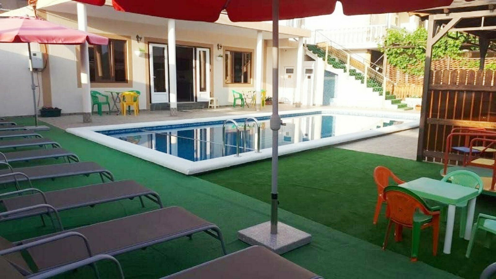 Апартаменты двух комнатные с собственной кухней