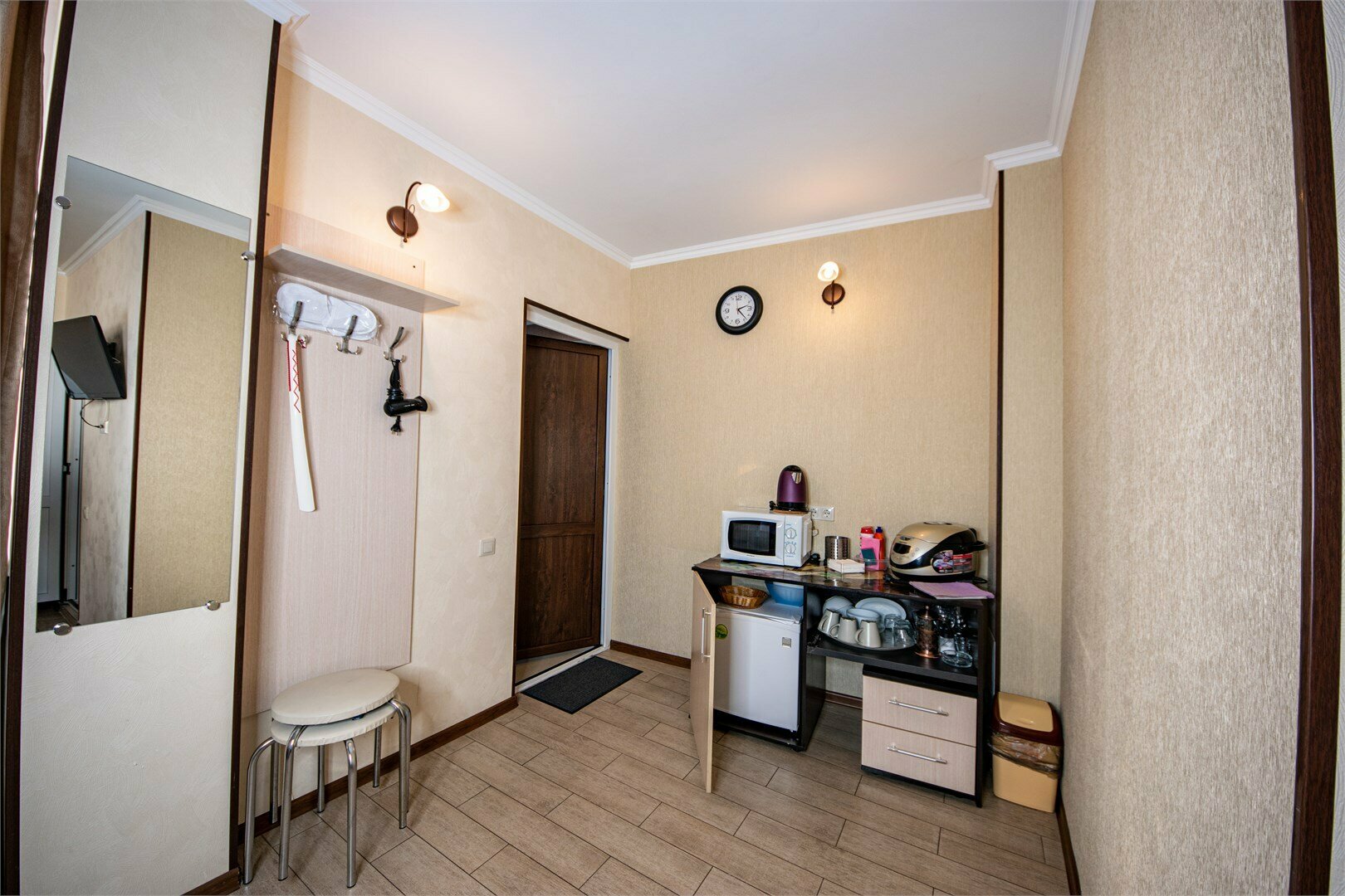 Стандартный с одним балконом на 2 номера