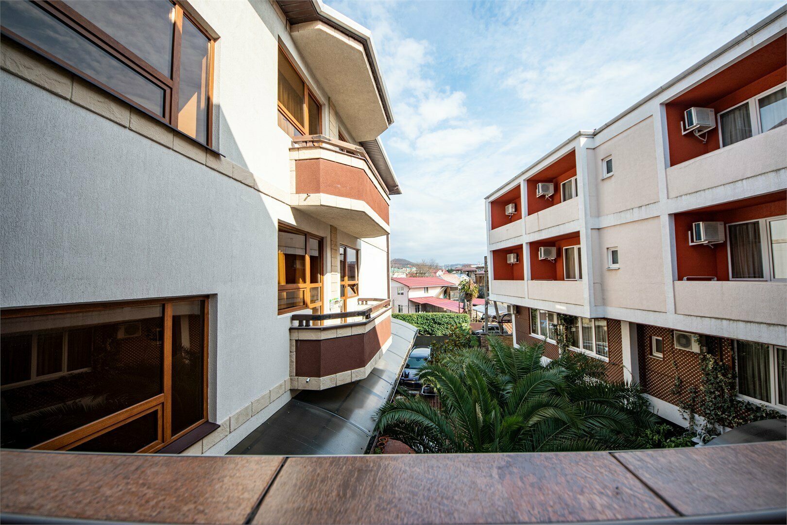 Стандартный с одним балконом на 2 номера