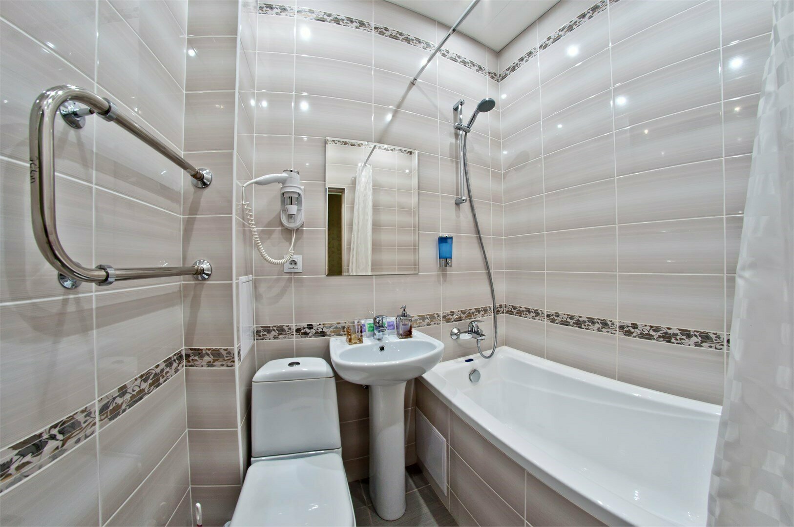 Двухместный  (Стандарт мансардный, Twin)