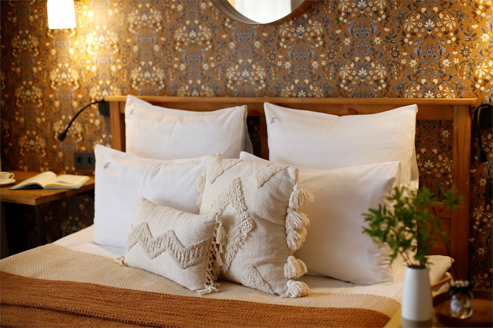 Любовь и голуби Premium