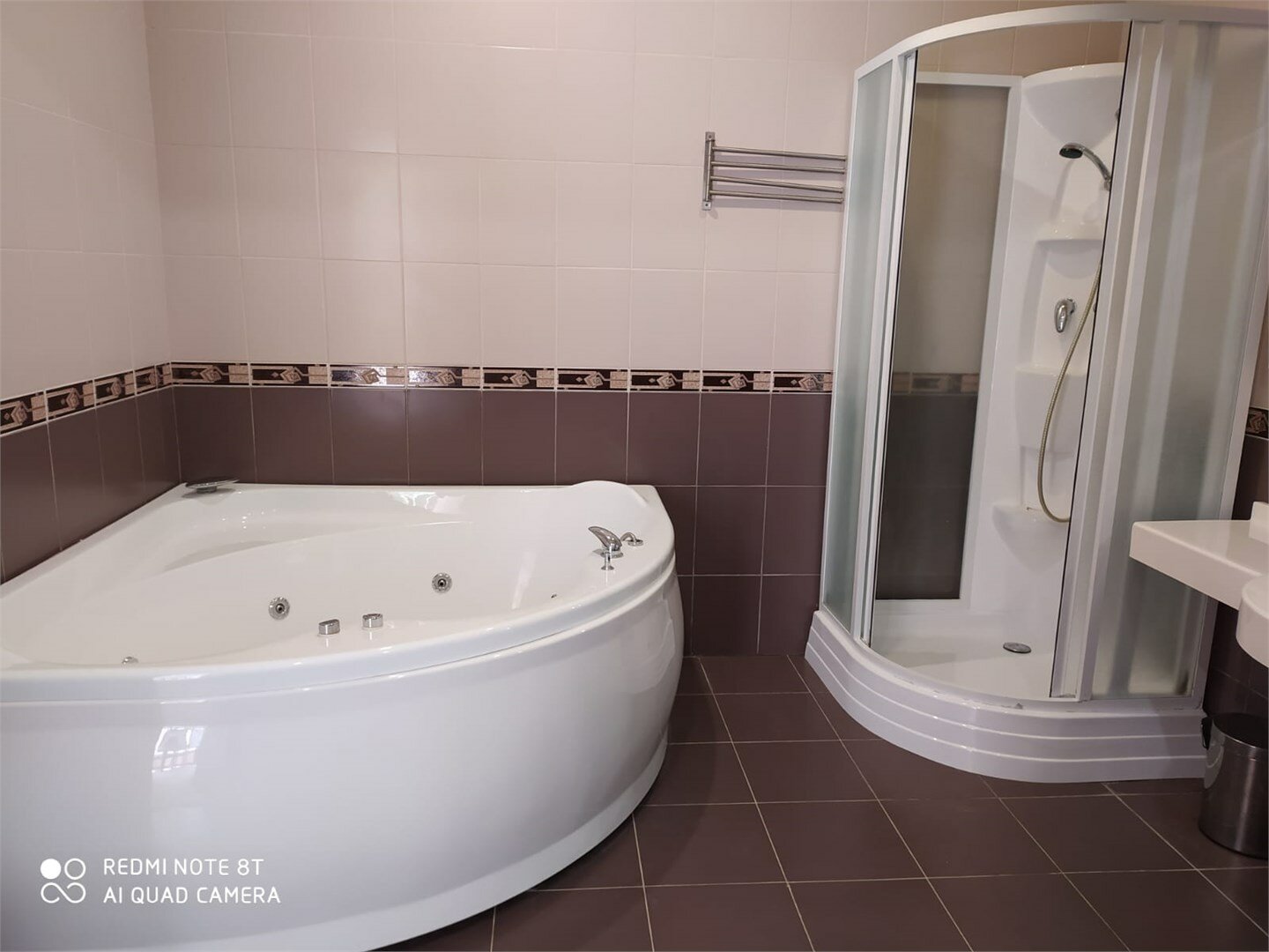 Люкс с гидромассажной ванной