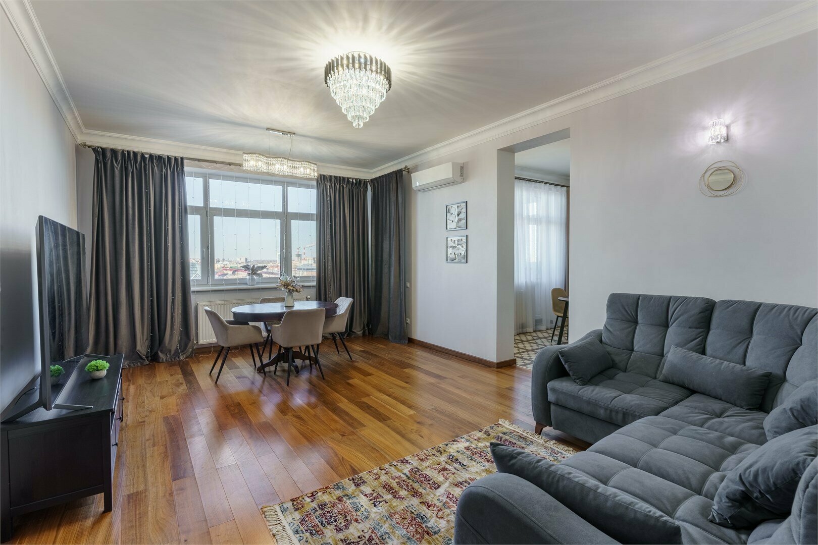 3-к Бизнес 573 с сауной