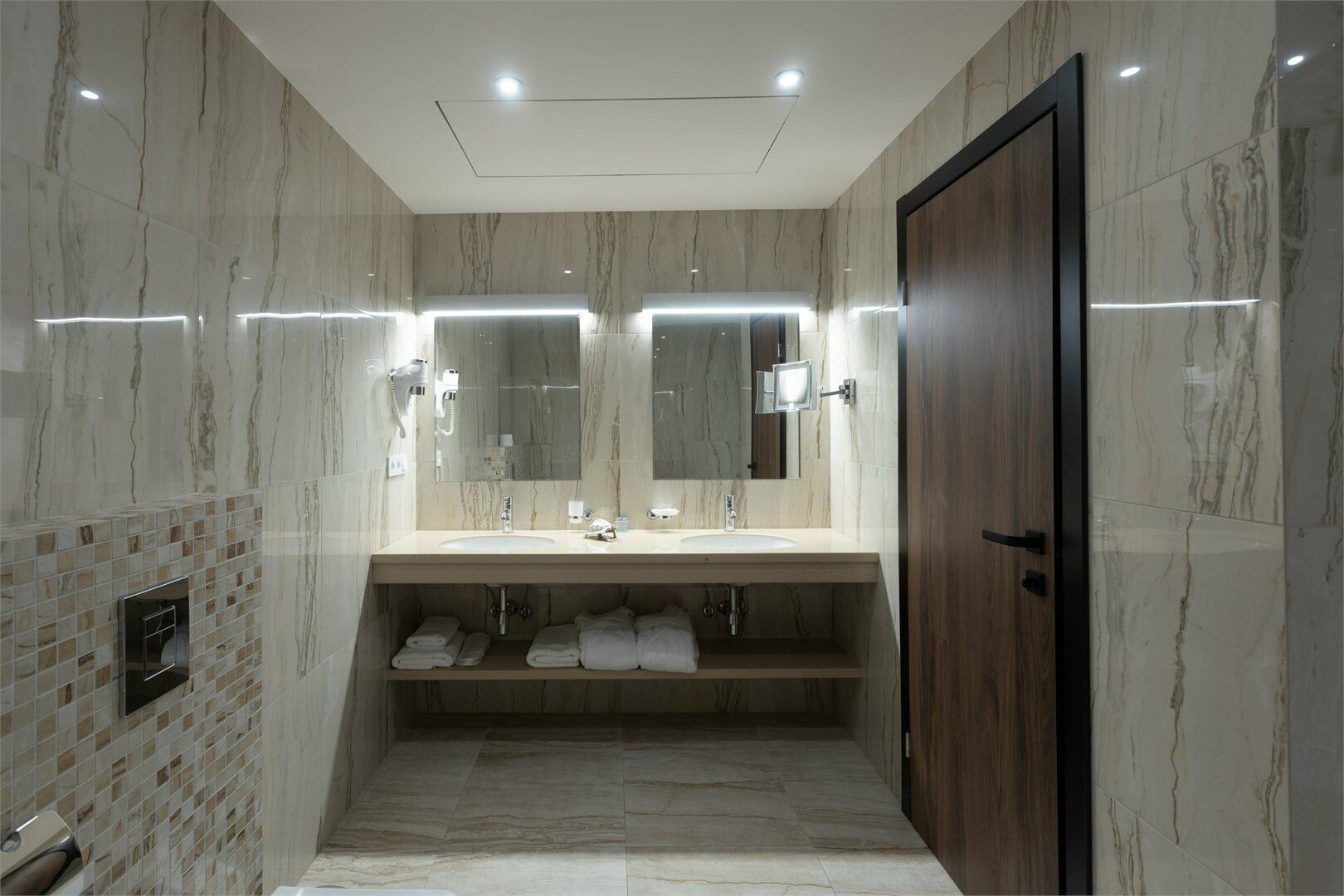 ГРАНД СЮИТ С КУХНЕЙ