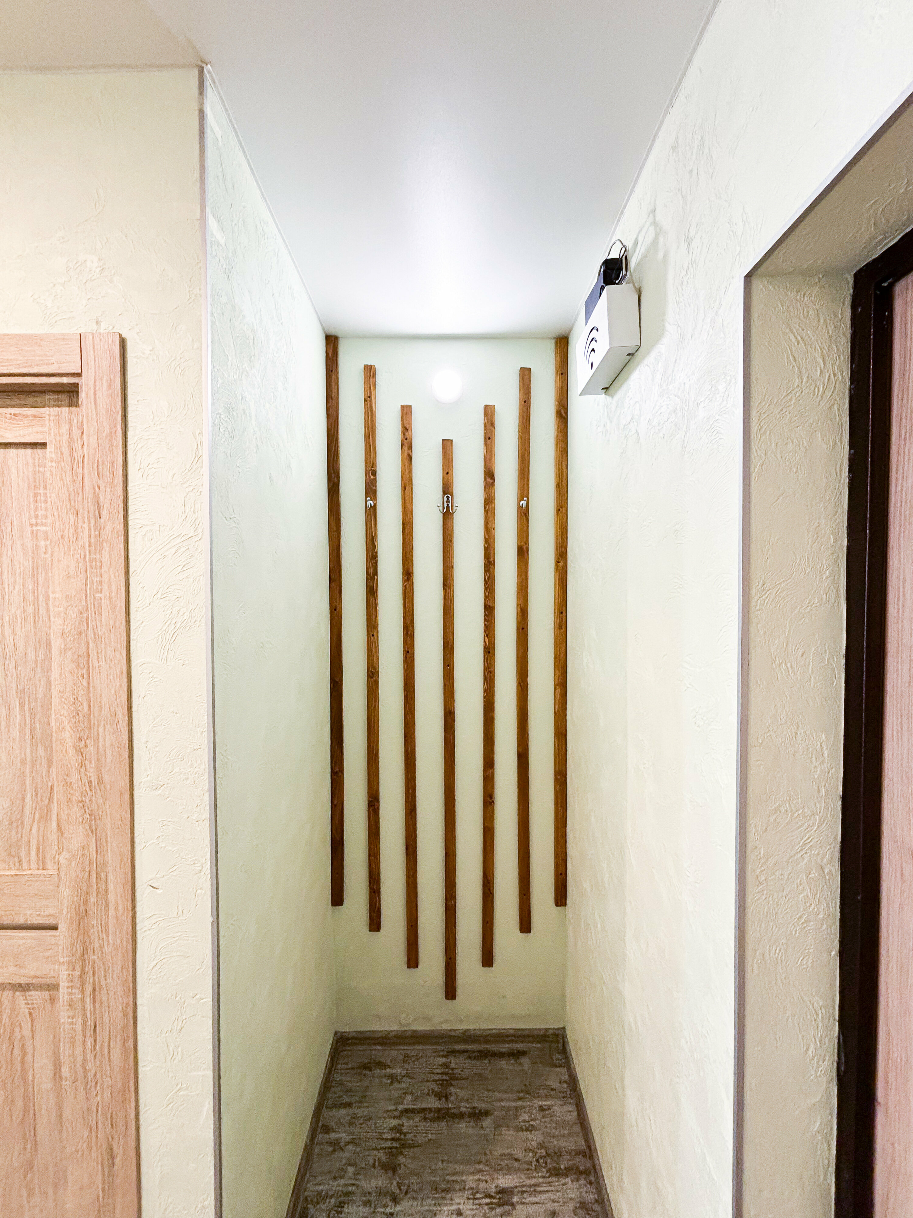 Номер-студия с кроватью размера "king-size" и диван-кроватью